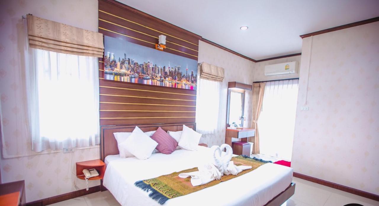 Bander Hotel Phu Khieo Buitenkant foto