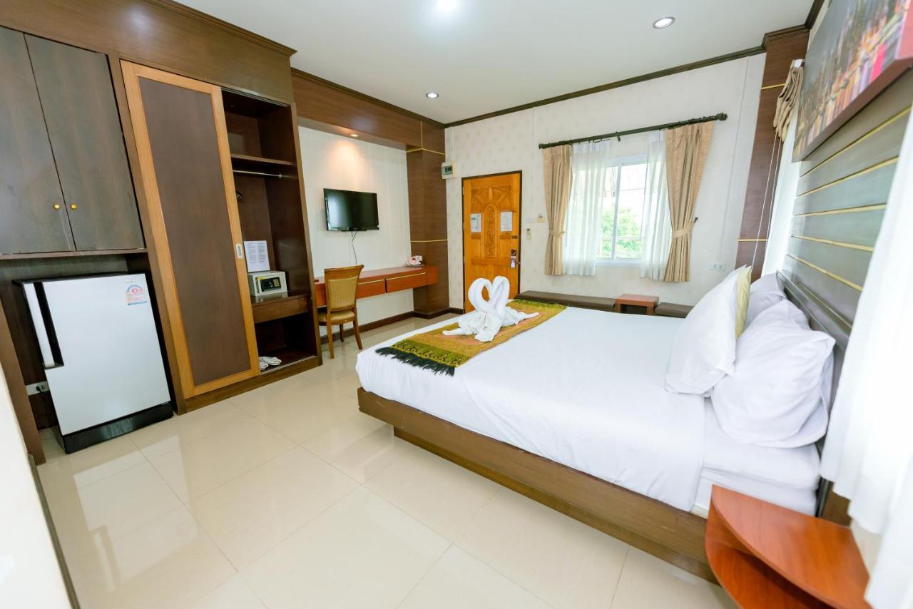 Bander Hotel Phu Khieo Buitenkant foto